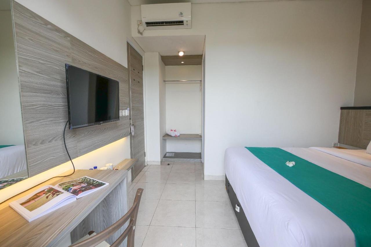 Nivasa Hotel Ungasan  Exterior photo